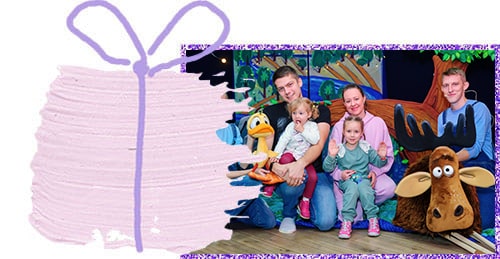 Фотографирование родителей и малышей после спектакля